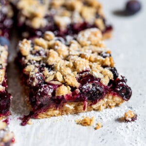 close up on a blueberry pie bar.