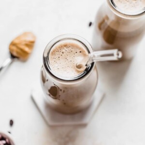 Cold Brew Protein Smoothie made with cold brew coffee, nut butter and protein powder | thealmondeater.com
