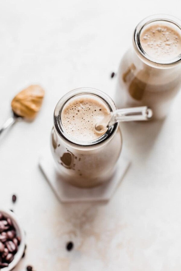 Cold Brew Protein Smoothie made with cold brew coffee, nut butter and protein powder | thealmondeater.com