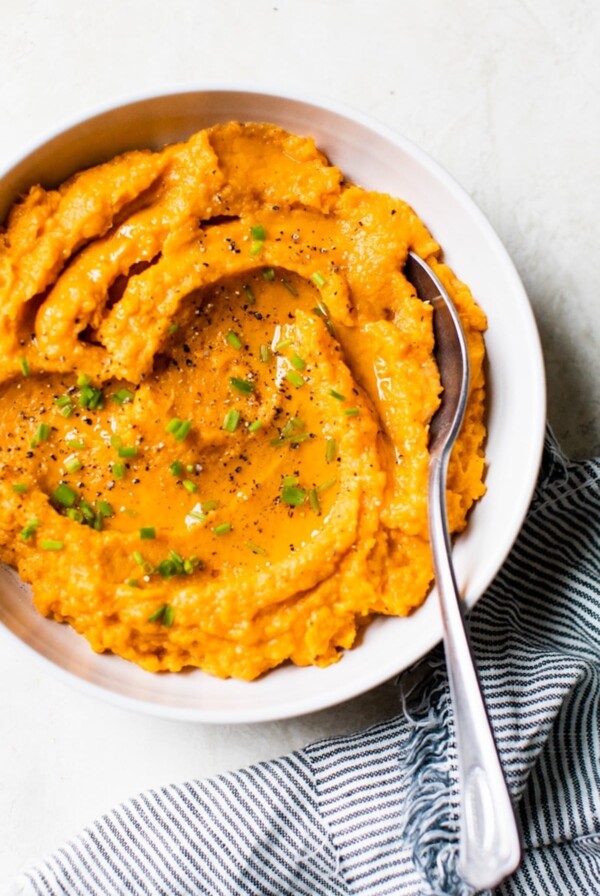 mashed potatoes in a bowl